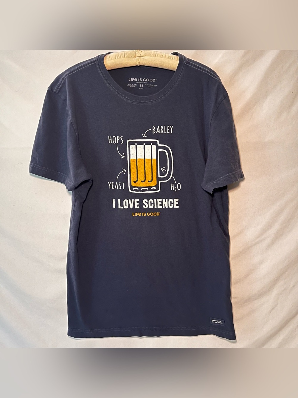 Life Is Good “I Love Science” tshirt Size Medium